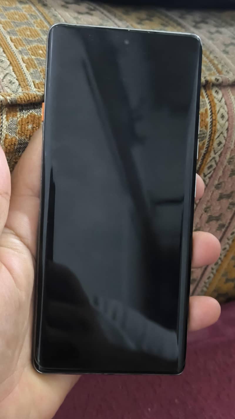 Tecno CAMON 40 Pro 2