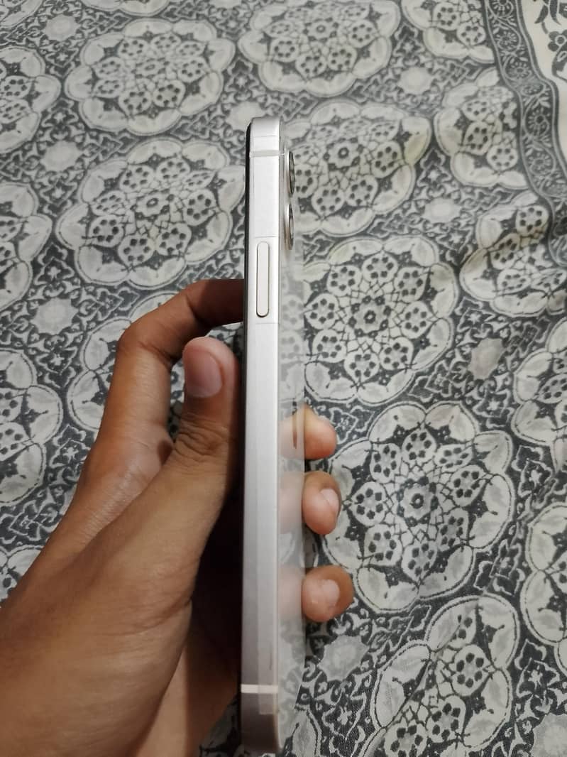 Apple iPhone 12 2