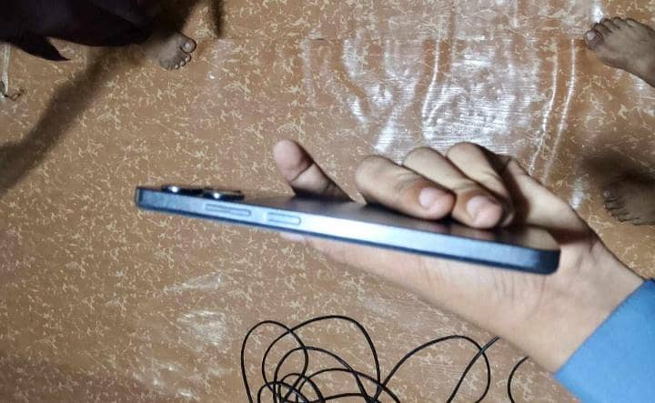 realme C51 3
