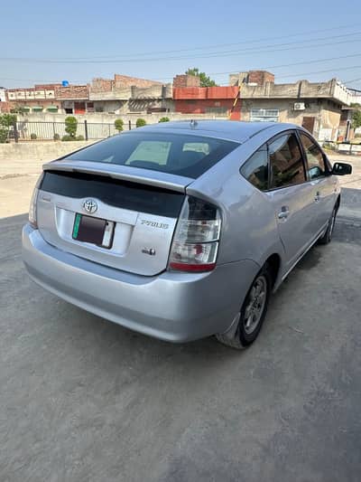 Toyota Prius 2004 Urgent Sale today