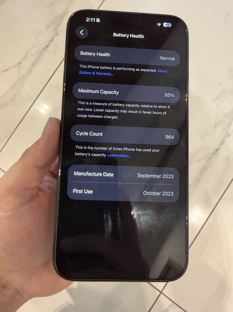 Apple iPhone 15 Pro Max 2