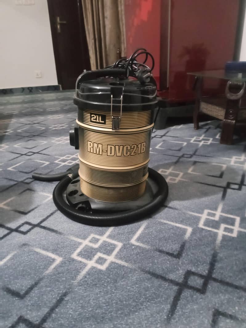 home vacuum cleaner 1
