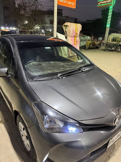 Toyota Vitz 2014