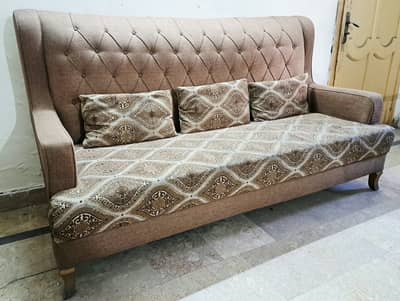5 Seater Sofa for urgent sale
