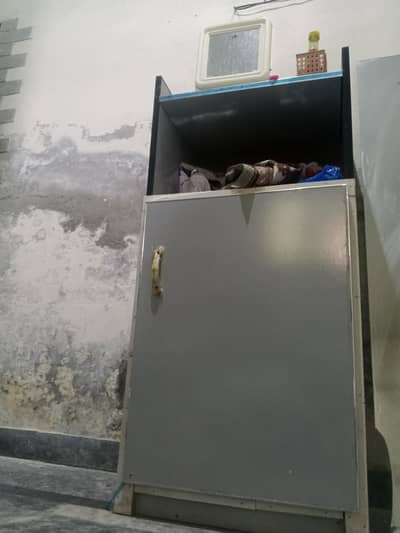 2  small almari for sale new condition