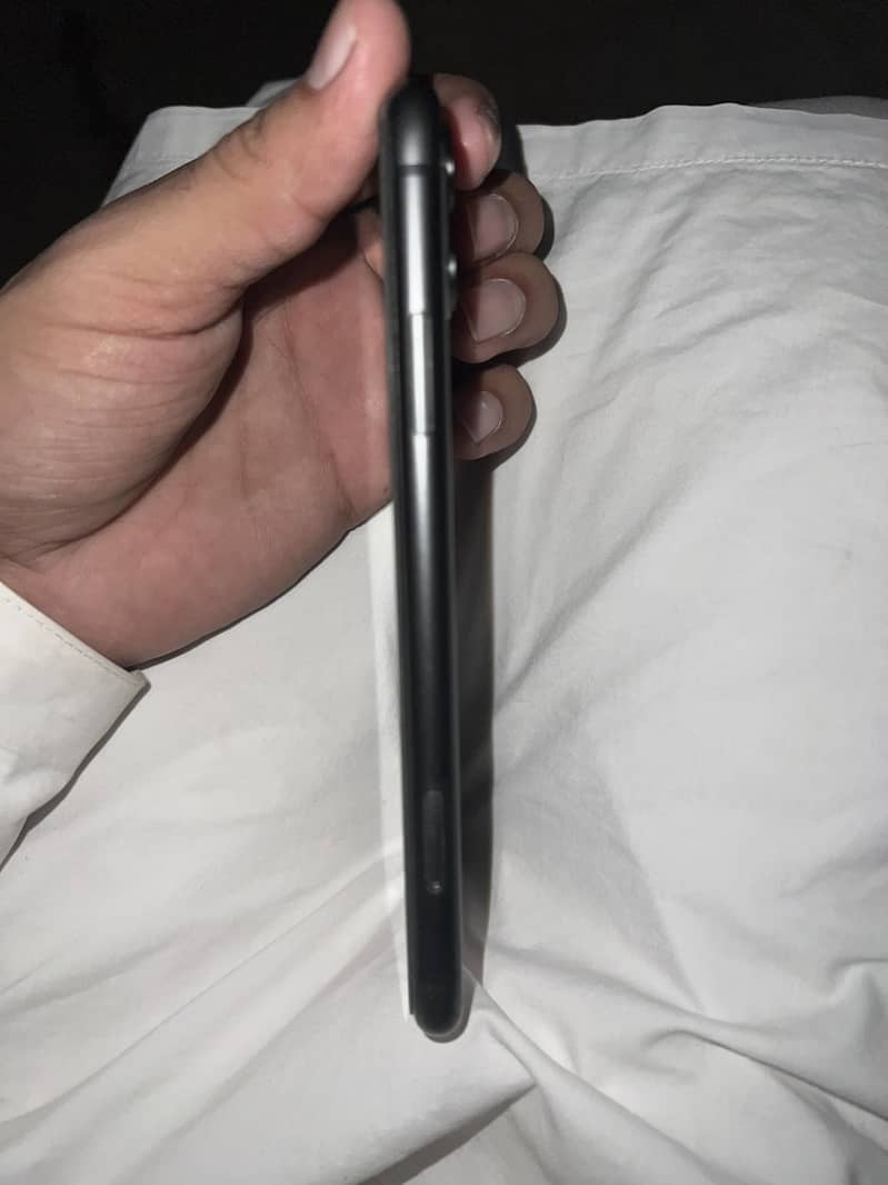 Apple iPhone 11 1
