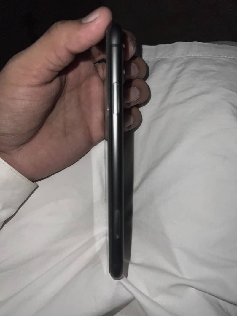 Apple iPhone 11 2