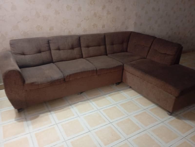 L shape sofa 0