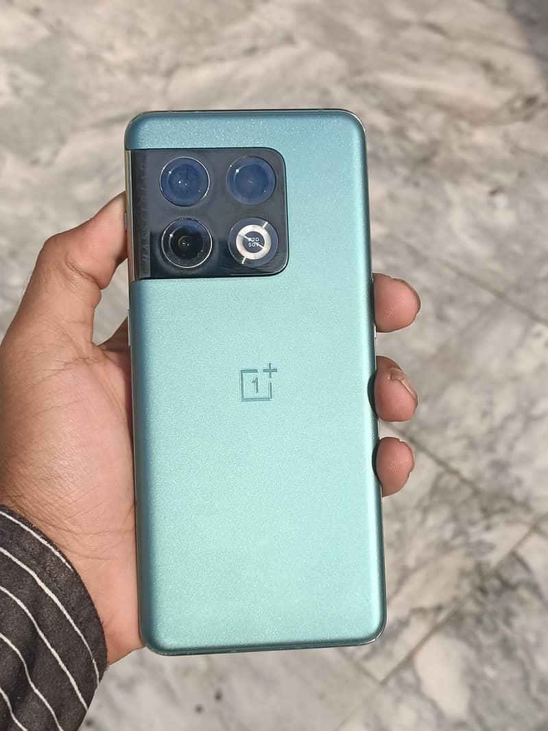 One Plus 10 Pro 0