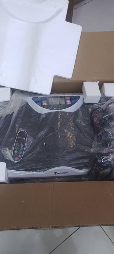 Medics Care Whole Body Vibration Machine – Brand New