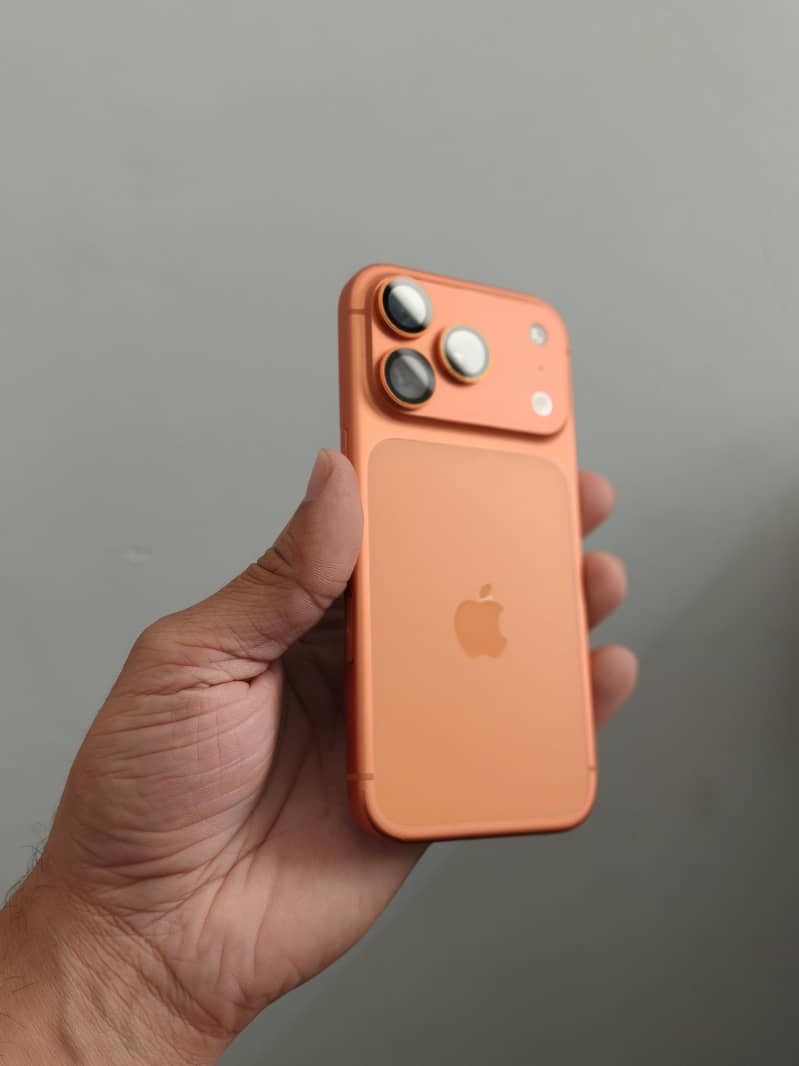 Apple iPhone 17 Pro 1
