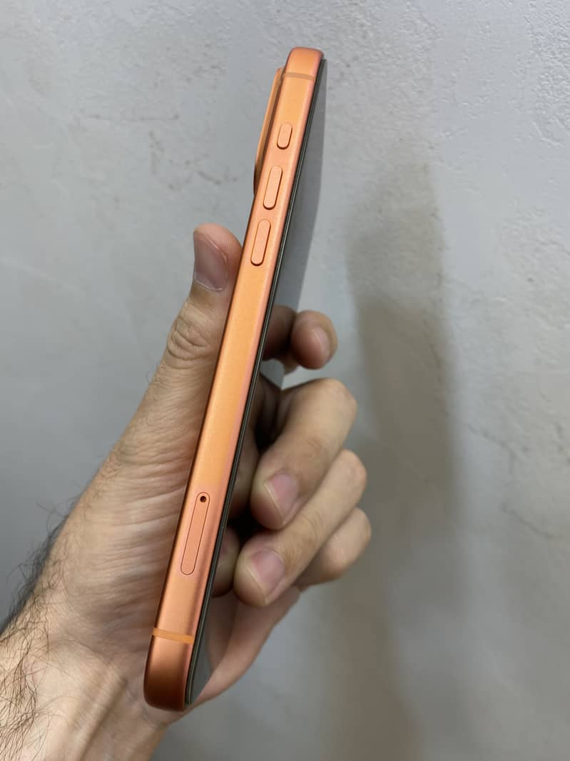 Apple iPhone 17 Pro Max 2