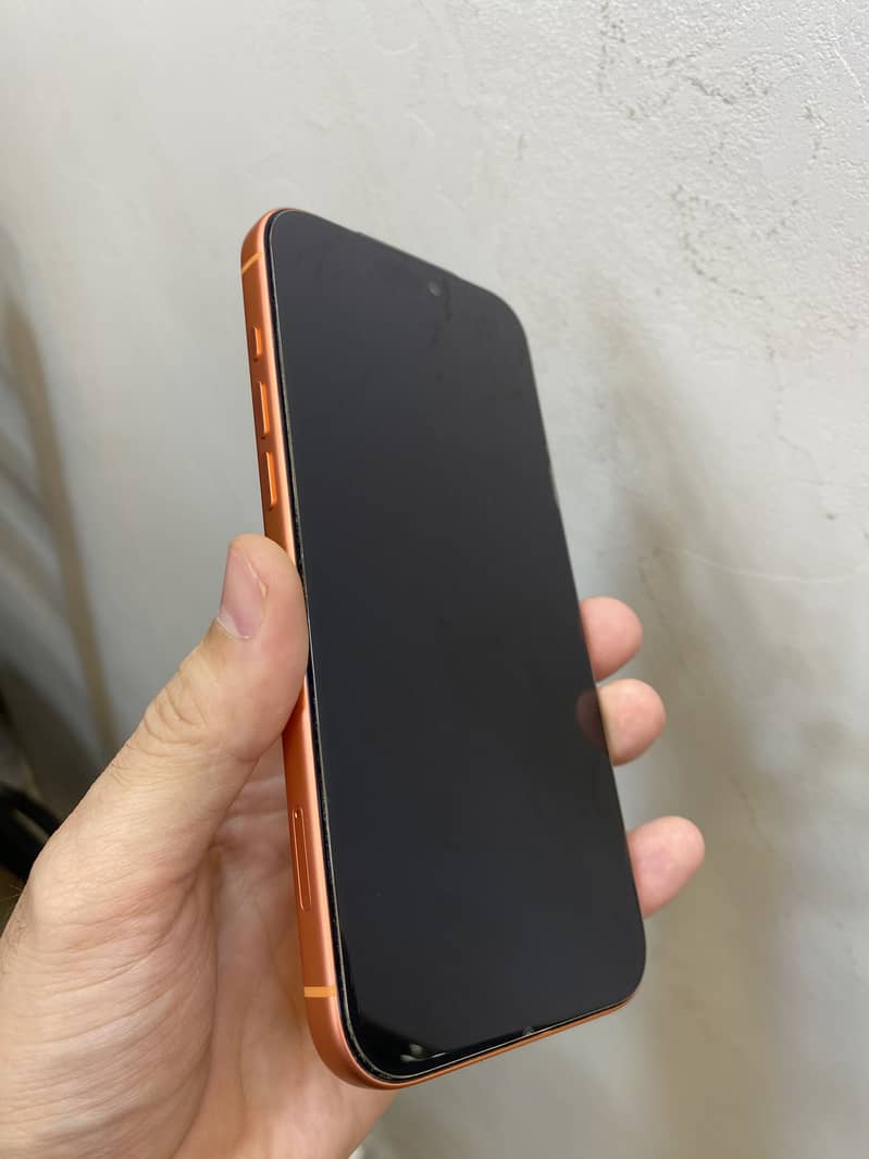 Apple iPhone 17 Pro Max 8