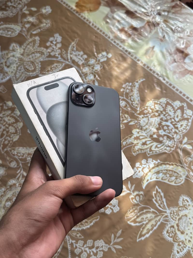 Apple iPhone 15 5