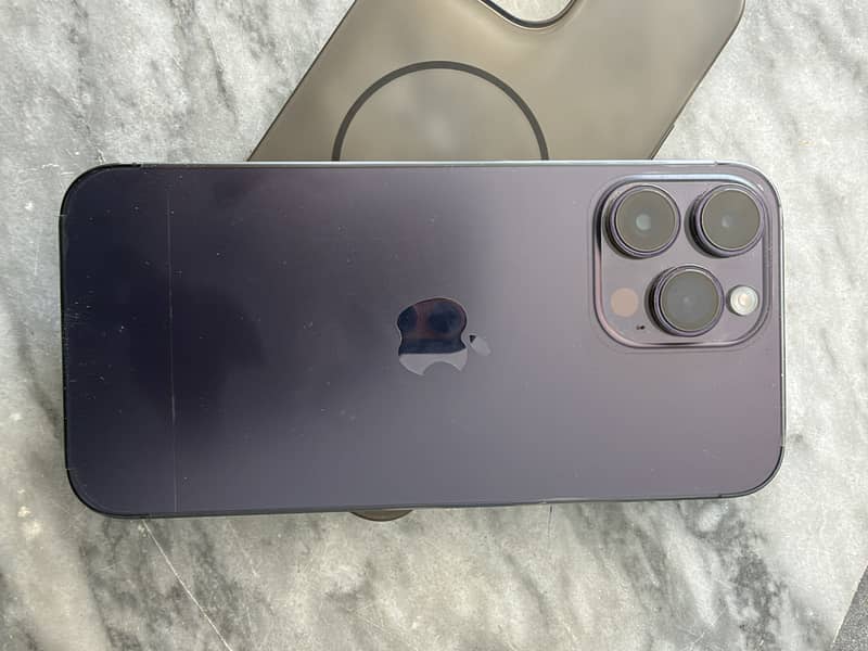 Apple iPhone 14 Pro Max FU 0