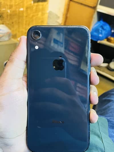 Apple iPhone XR