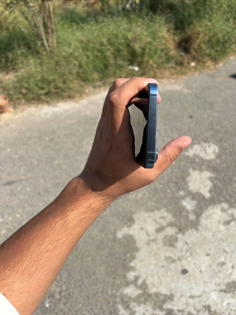 IPhone 13 Pro Max 4
