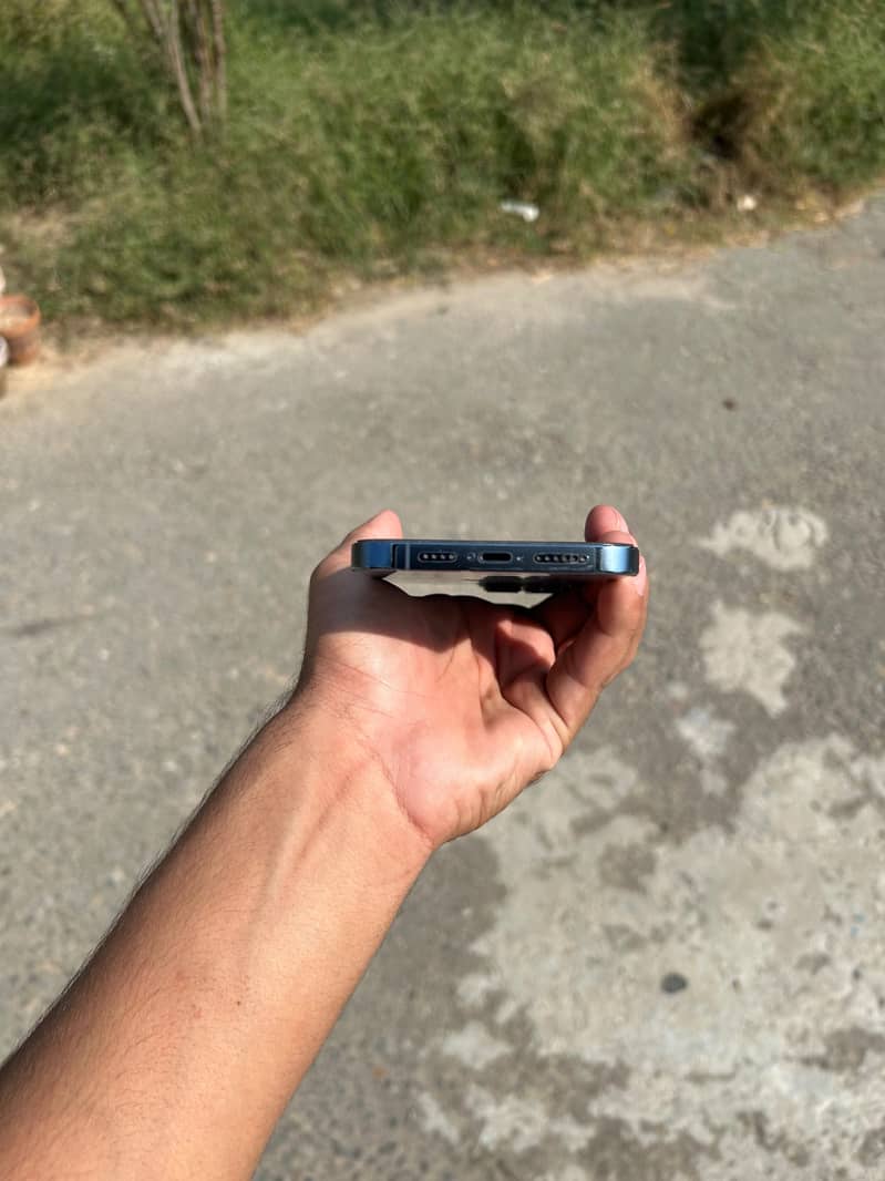 IPhone 13 Pro Max 6