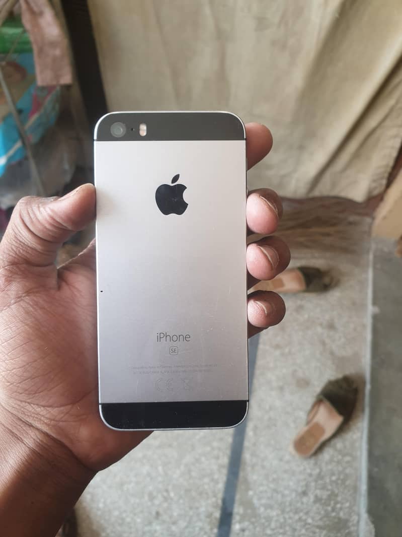 Apple iPhone 5s 1