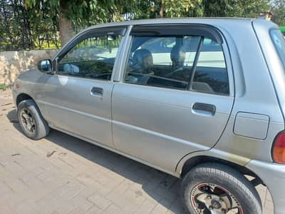 Daihatsu Cuore 2010