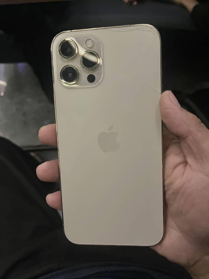 iphone 12 Pro max 4