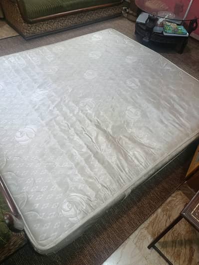 Diamond King Size Spring Mattress - Needs Minor Spring Repair