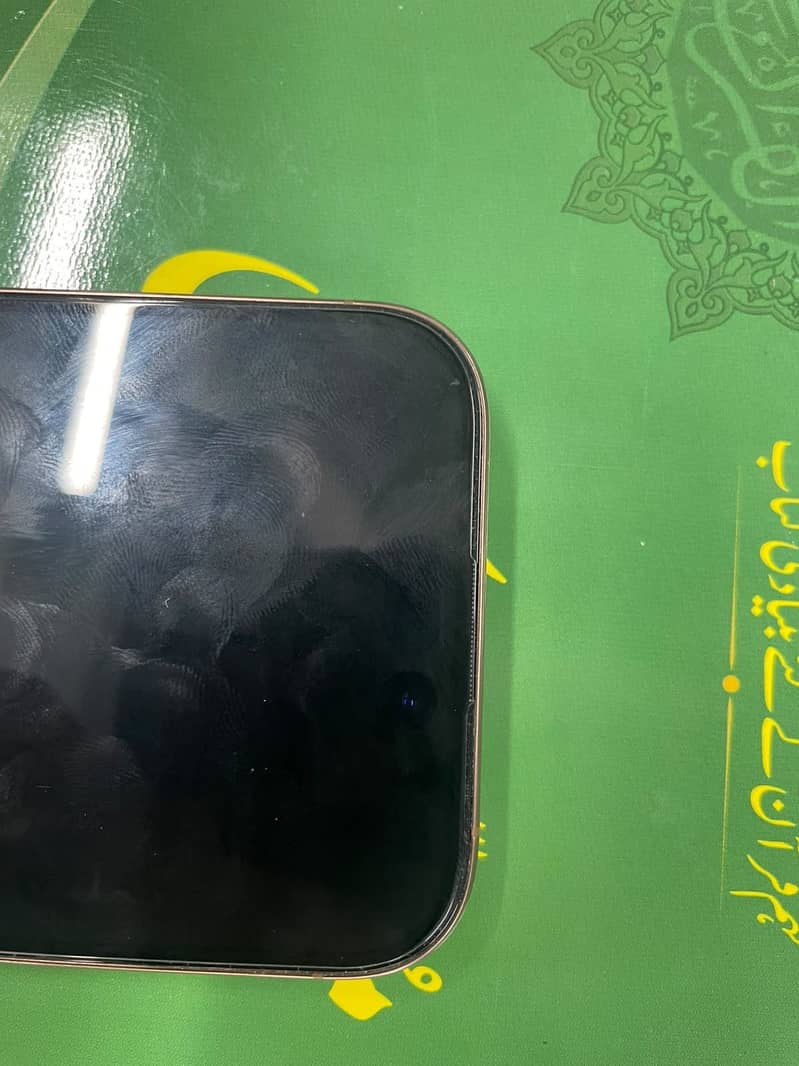 Apple iPhone 16 Pro 5
