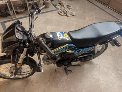 2025 ki resistant our 2026 ka model ha full ok 10 by 10 condition ha