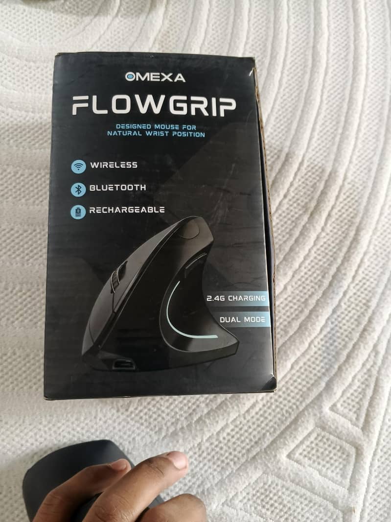 omexa flowgrip vertical mouse / wireless mouse/ 1