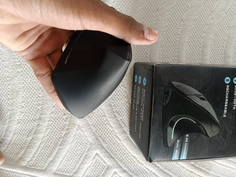 omexa flowgrip vertical mouse / wireless mouse/ 5