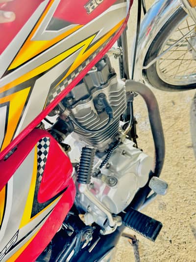 Honda CG 125 2025 Model Red – Sindh Registered – Urgent Sale