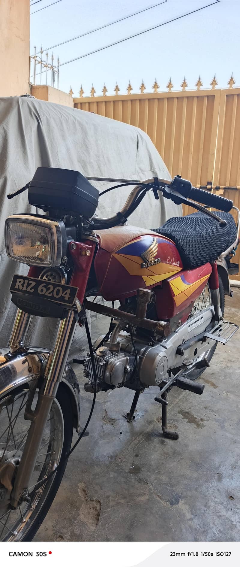 Honda CD 70 6