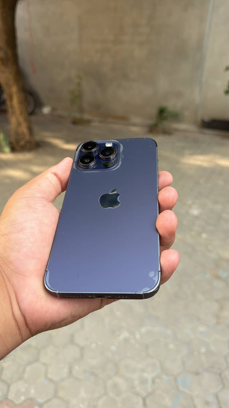 Apple iPhone 14 Pro Max 2