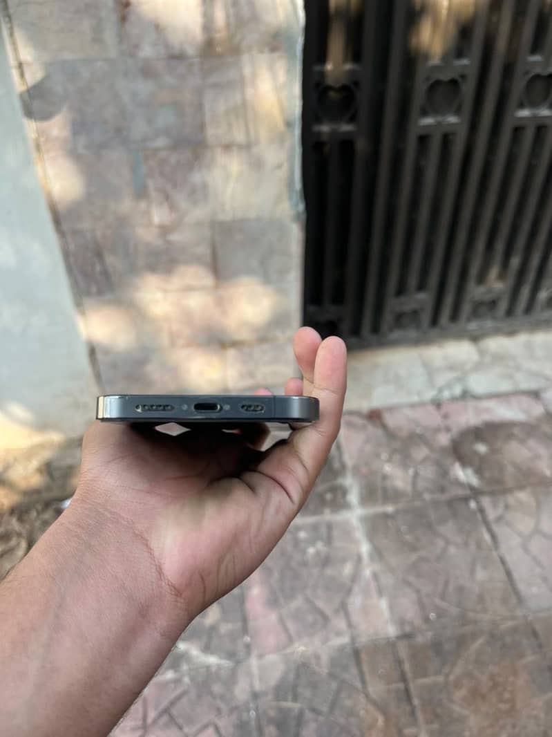 Apple iPhone 12 Pro 7