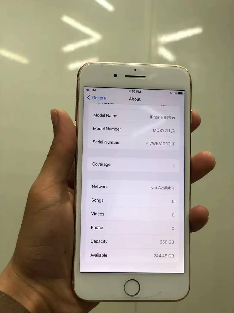 Apple iPhone 8 Plus 1