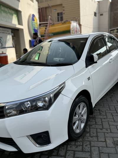 Toyota Corolla Altis 2015