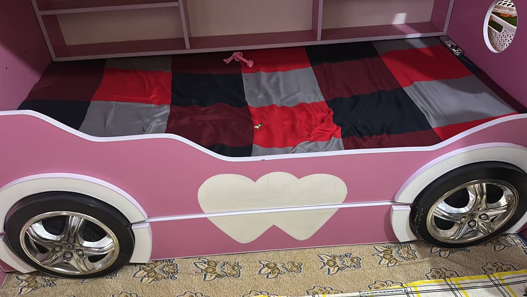 Triple bunk bed 1