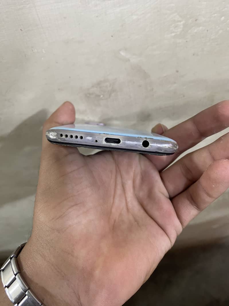 Huawei Nova 7i 3