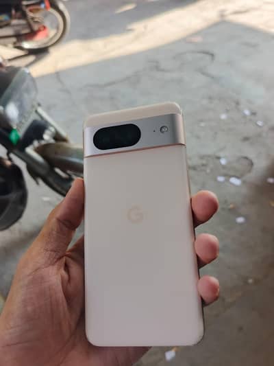 Google Pixel 8