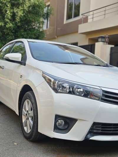 Toyota Corolla Altis 2015