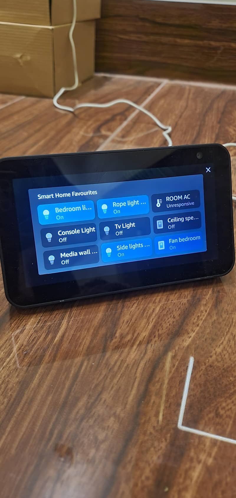 Echo show 5 amazon alexa speaker 1