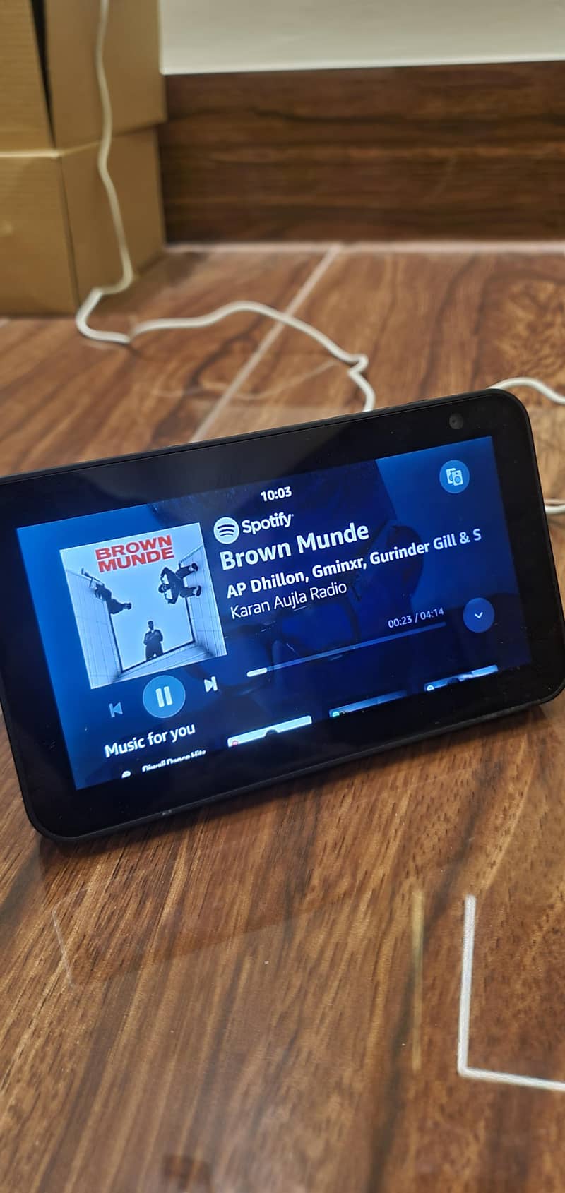 Echo show 5 amazon alexa speaker 2