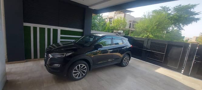 10 marla House for sale in DHA phase 8 ex park view