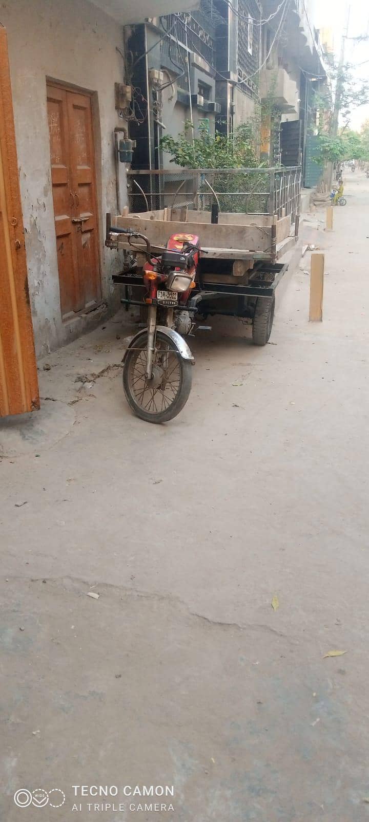 riksha phata badi 2