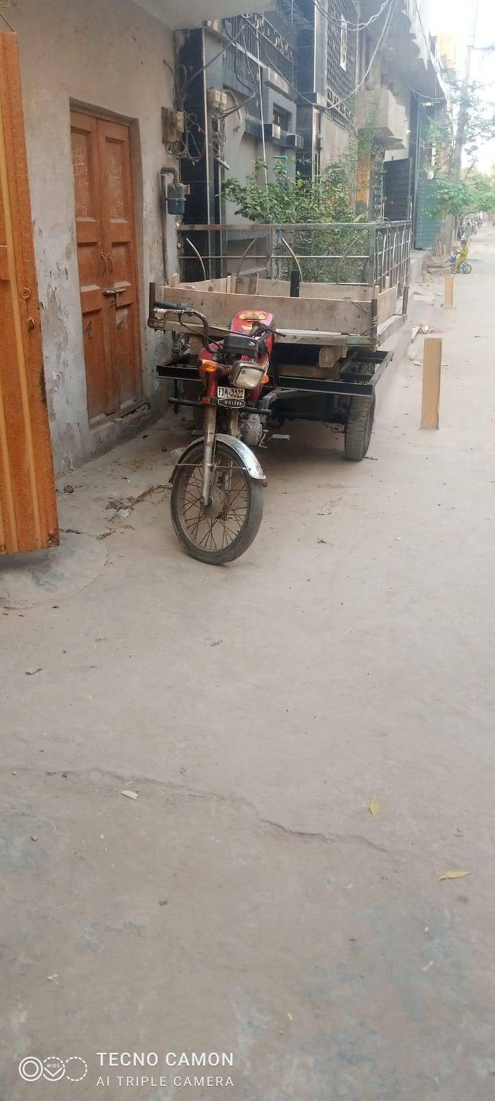 riksha phata badi 4