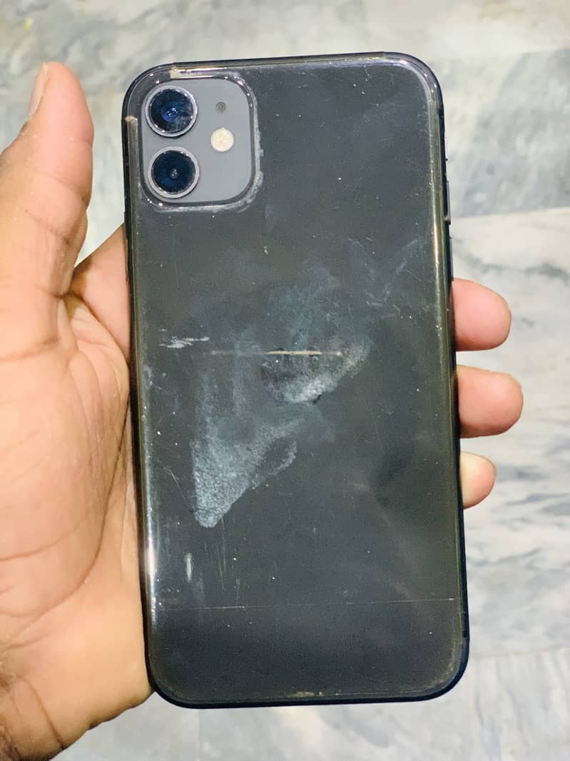Apple iPhone 11 3