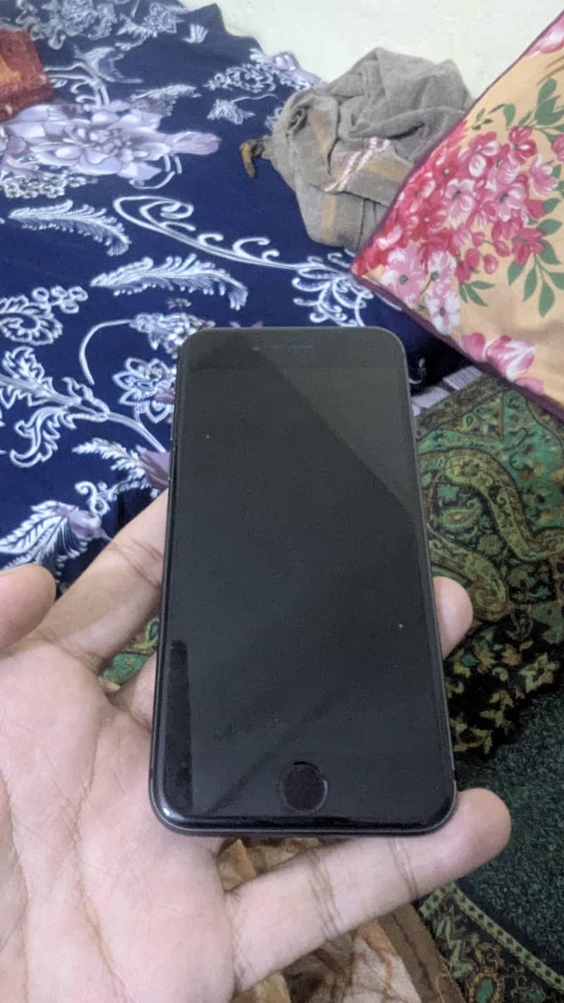 Apple iPhone 8 11