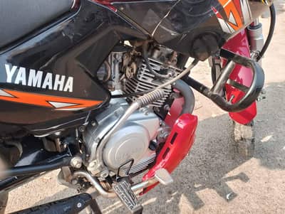 Yamaha YBR 125