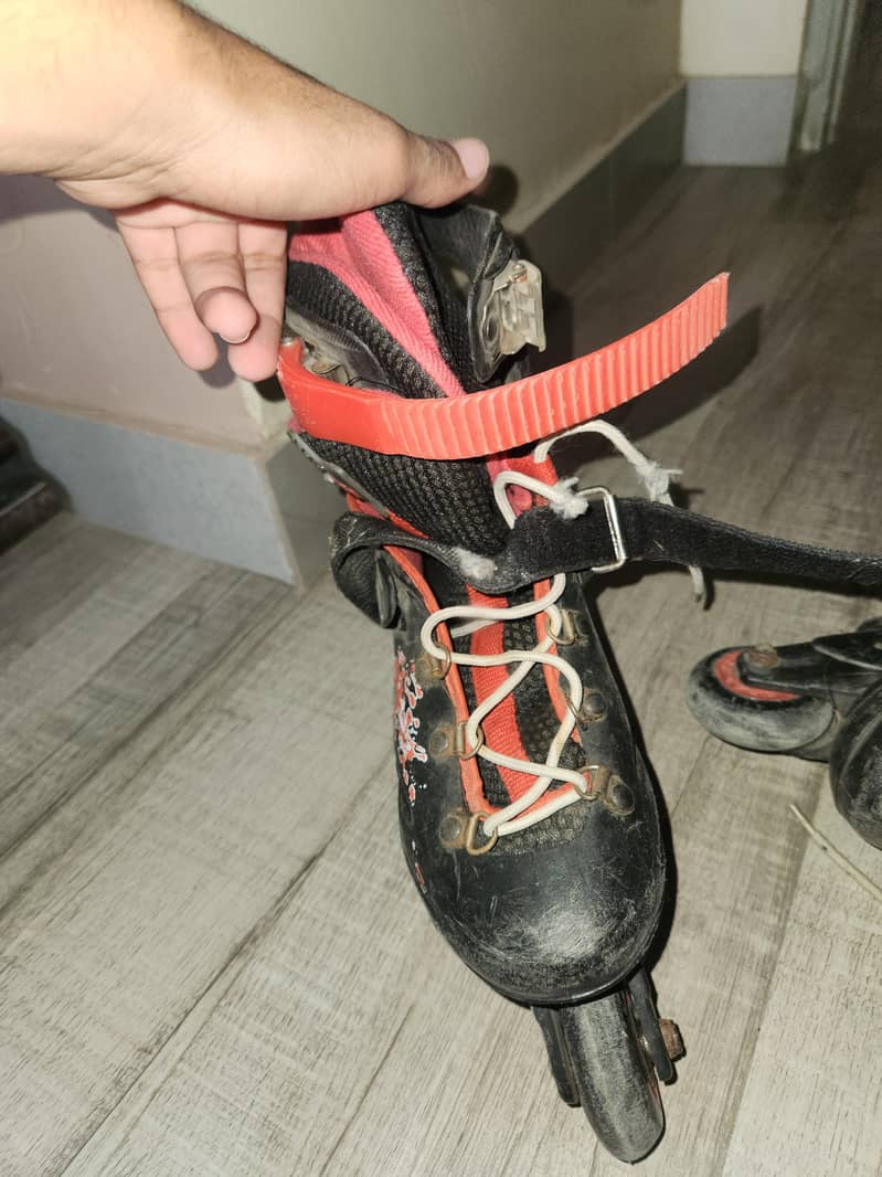 roller skates 4