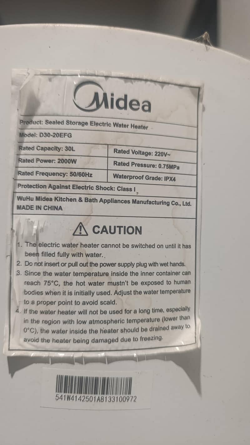 Gyser Giser Midea 3